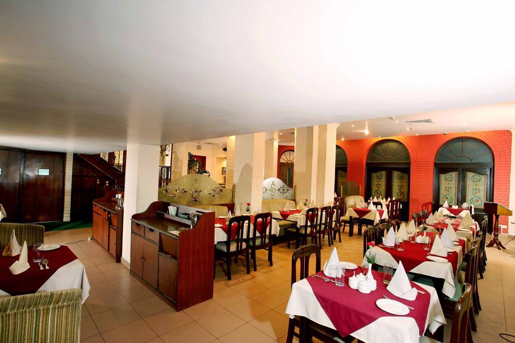 The Astor Hotell Kolkata Eksteriør bilde