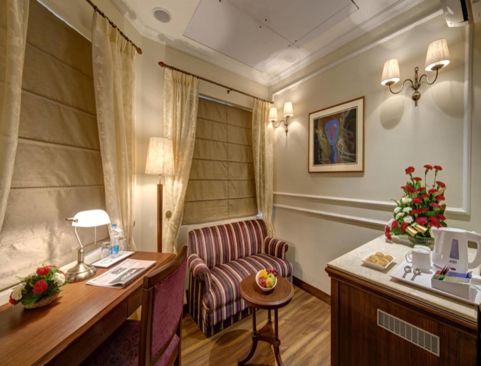The Astor Hotell Kolkata Eksteriør bilde